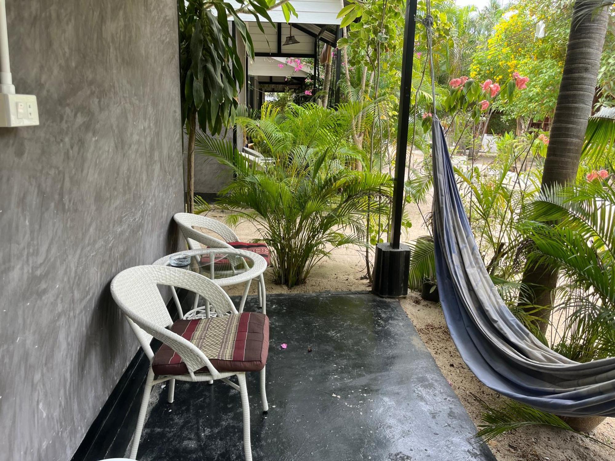 Namthip Homebeach Baan Tai Exterior foto
