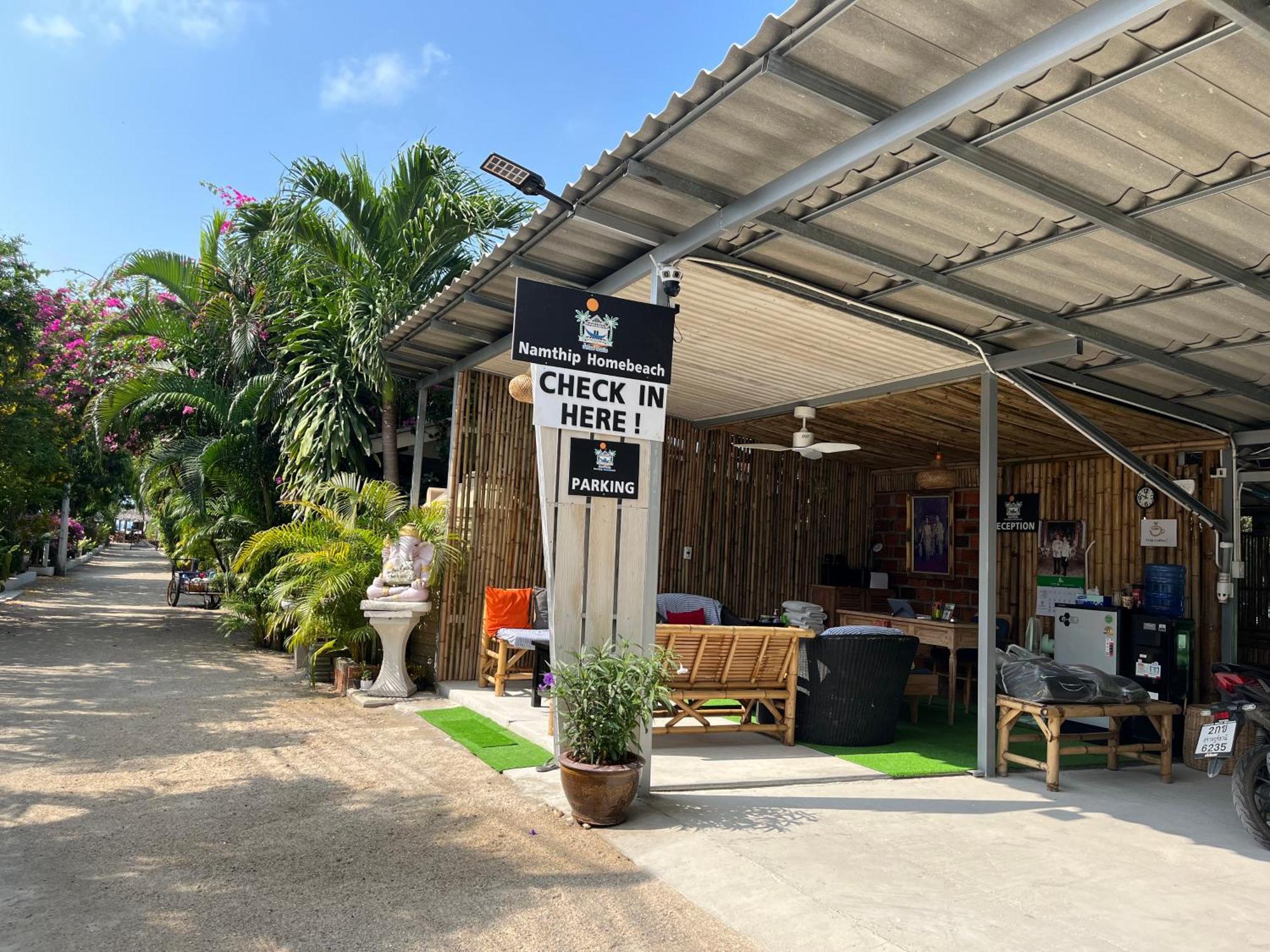 Namthip Homebeach Baan Tai Exterior foto